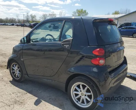 2009 Smart Fortwo Pure z USA, uszkodzony, nr VIN WMEEJ31X49K219479
